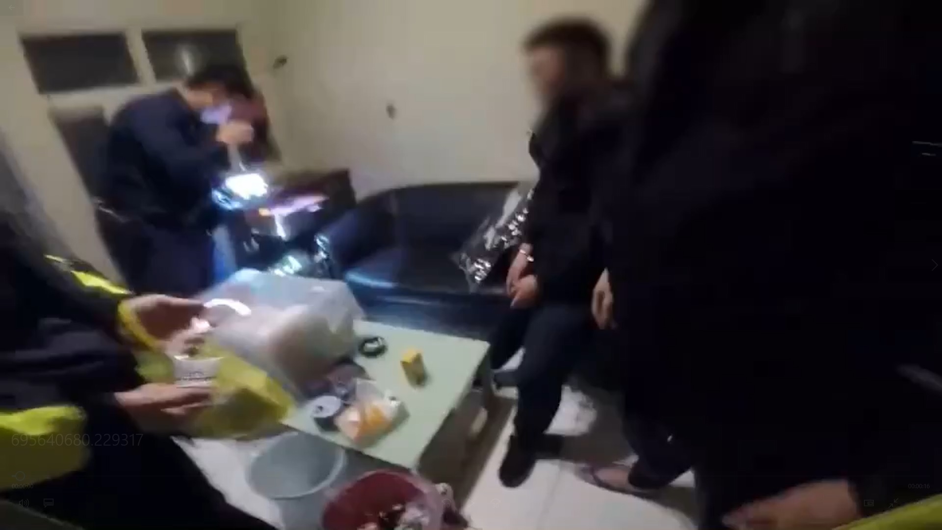 7-1租屋糾紛找警陪同 警眼尖查獲租客藏毒
